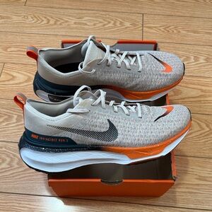 Nike Men's Athletic Shoes - Cream, Orange, and Black